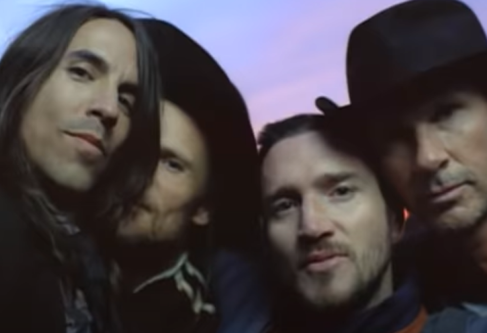 Red Hot Chili Peppers - Desecration Smile