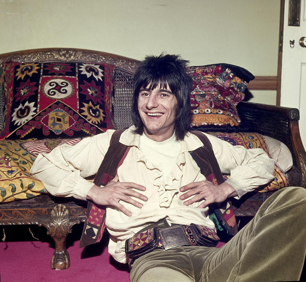 The Rolling Stones, Ronnie Wood ha raccontato degli aneddoti inediti su Jimi Hendrix, Jeff Beck e The Yardbirds degli anni '60