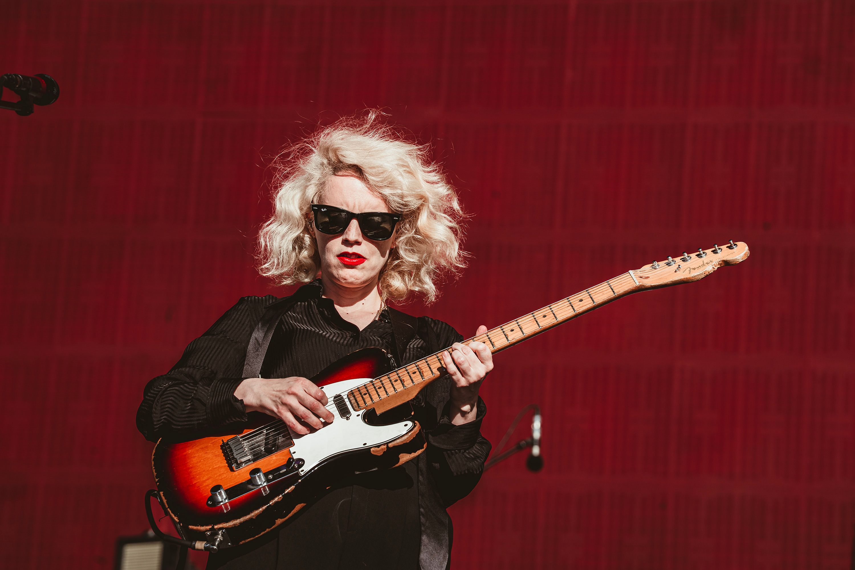 anna-calvi-live-2