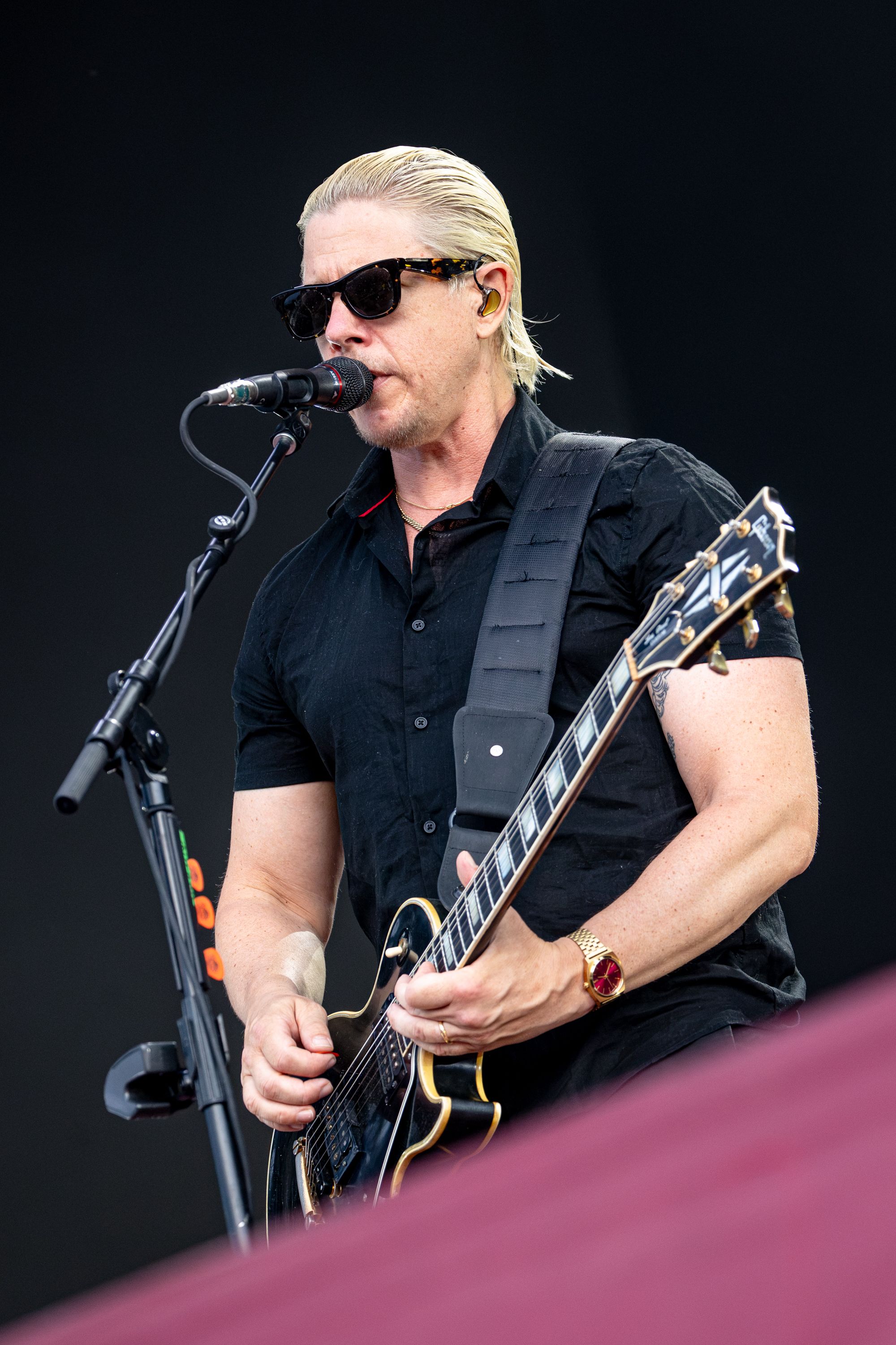 Interpol8828