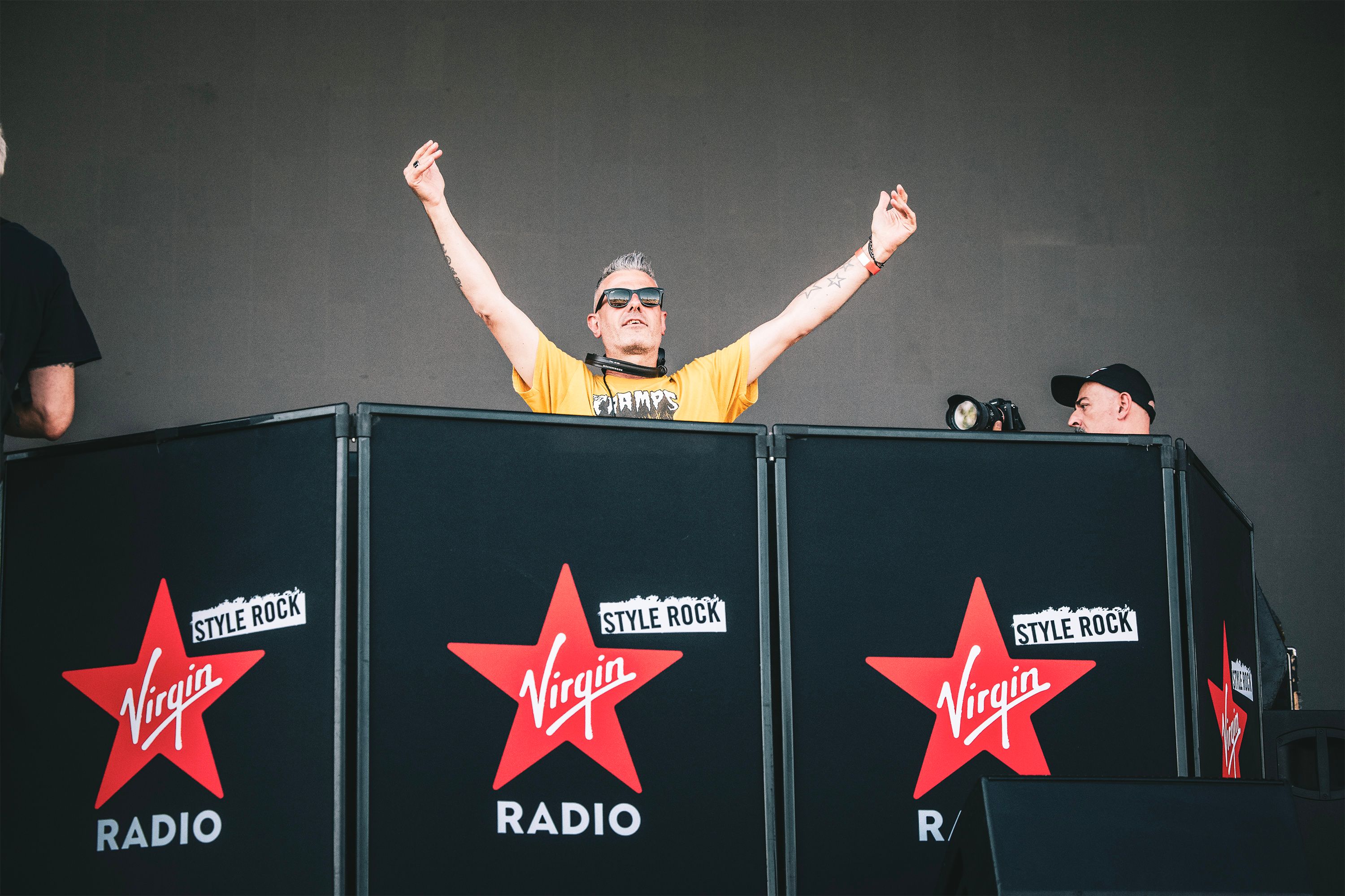 djset-foofighters-8