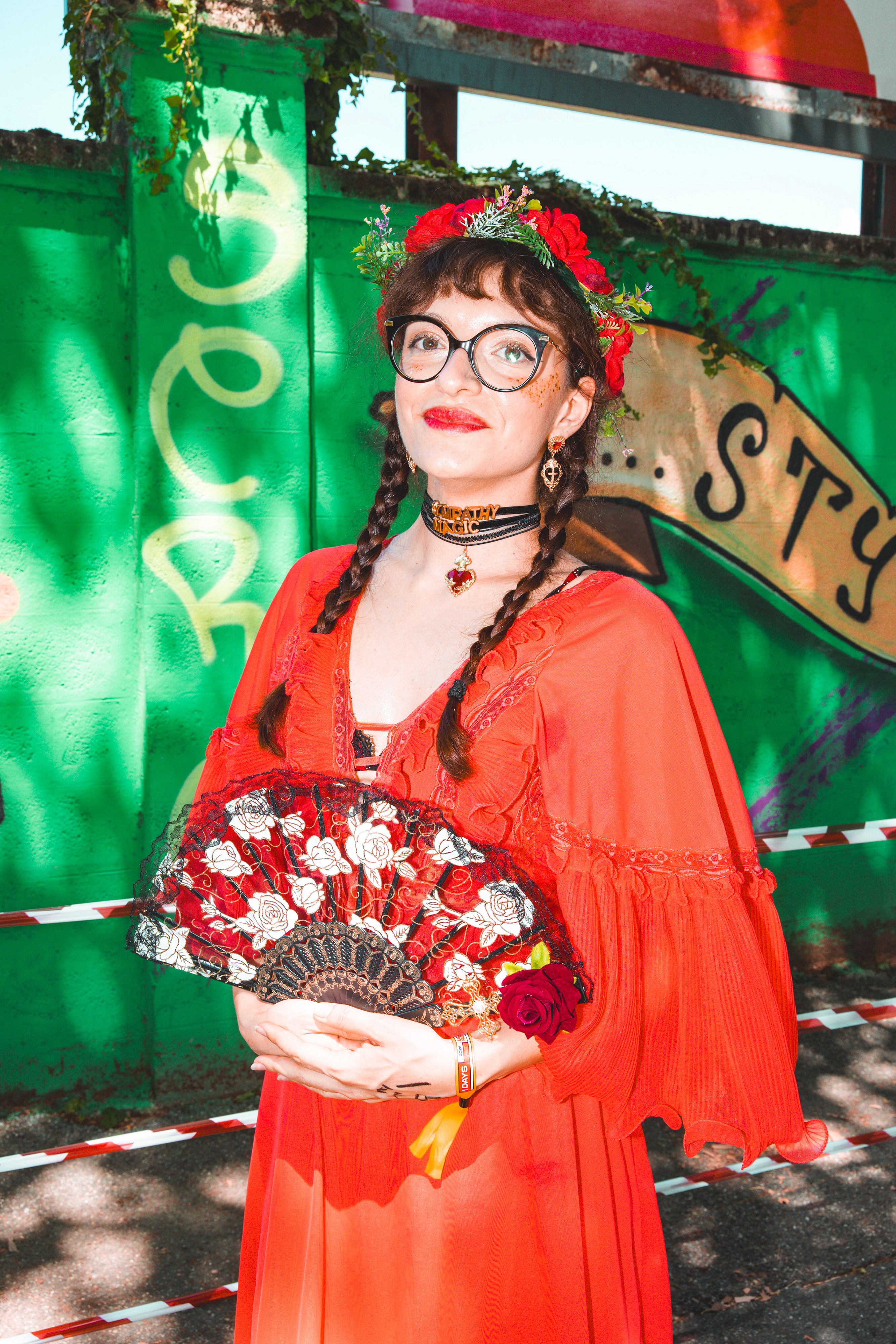 people-of-florence-and-the-matchine-12