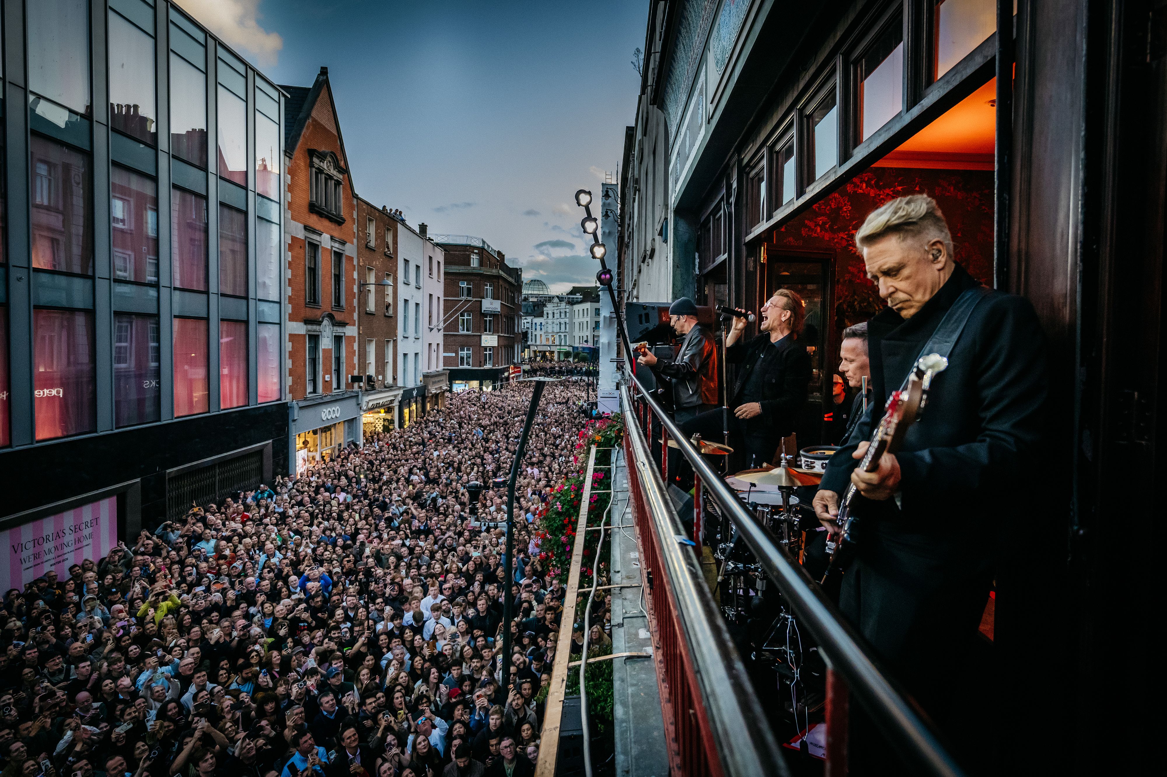 U2-GraftonStreet-photo credit Rich Fury_092526_0046