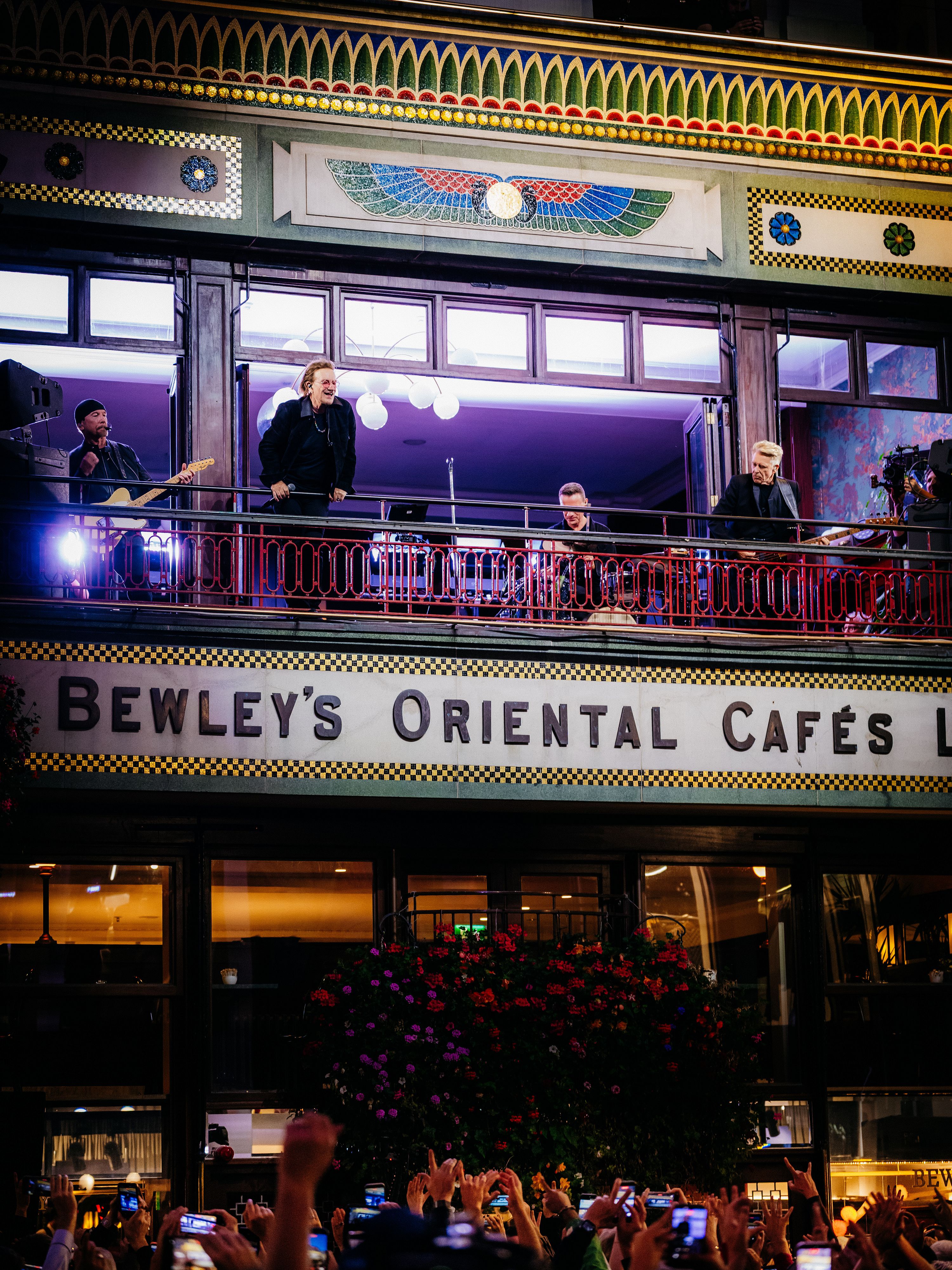 U2-GraftonStreet-photo credit Rich Fury_092526_0059