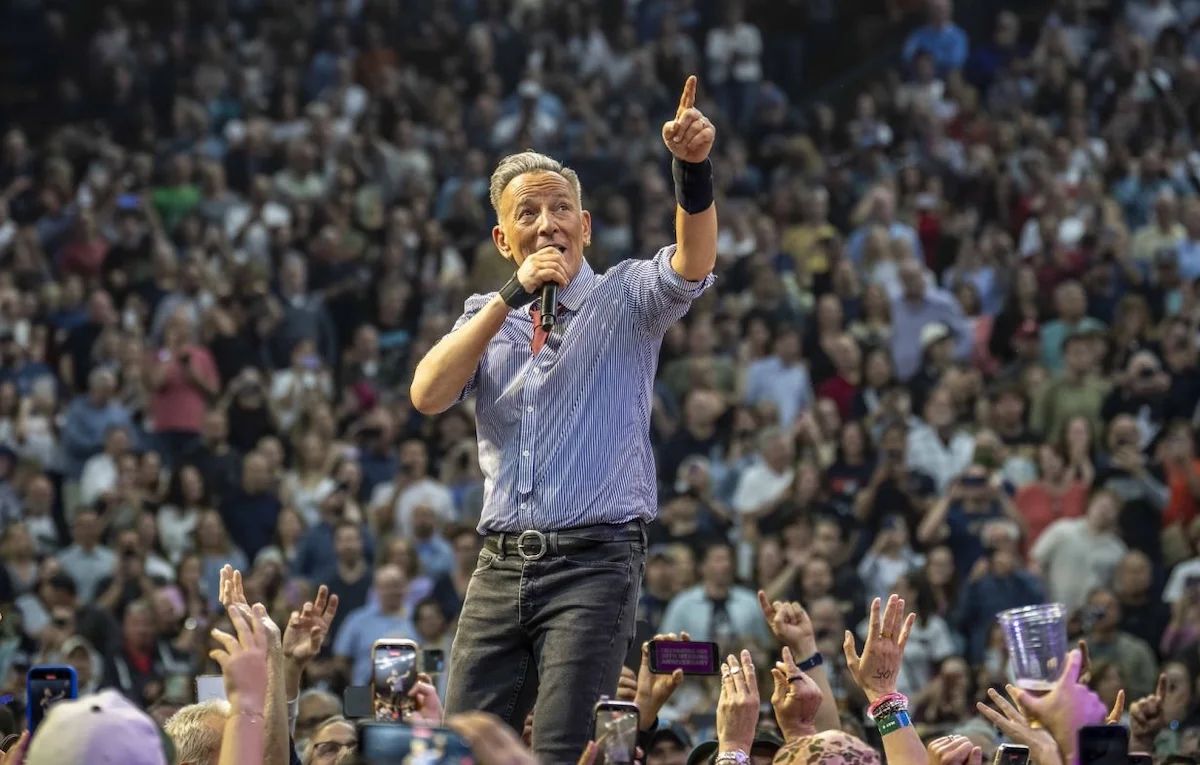 Bruce Springsteen, pubblicata online la prima parte del film concerto "Land of Hope and Dreams Tour - Philadelphia Freedom Cut". Guardalo qui