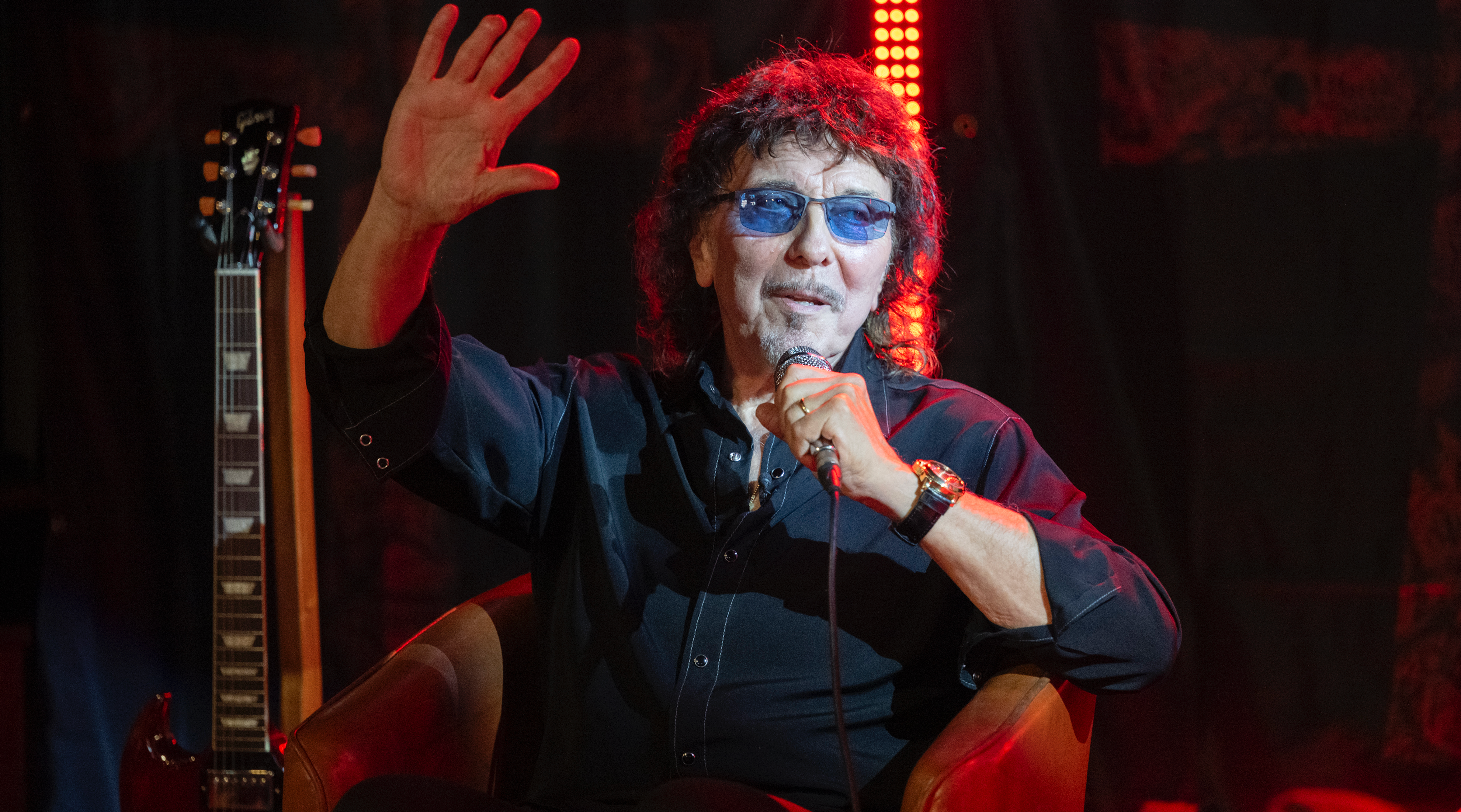 Fai tua la chitarra del leggendario Tony Iommi!