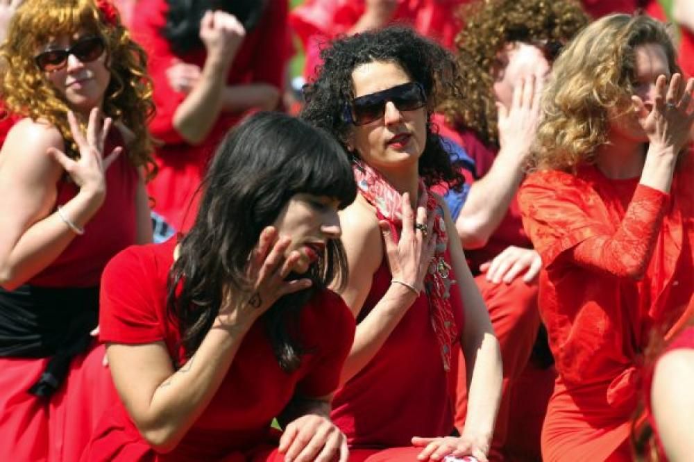 Gli U2 pensano a due show diversi in ogni città