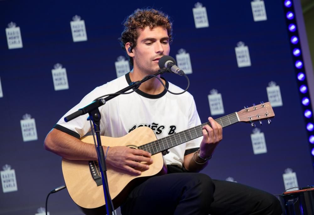 Oscar Anton, artista completo