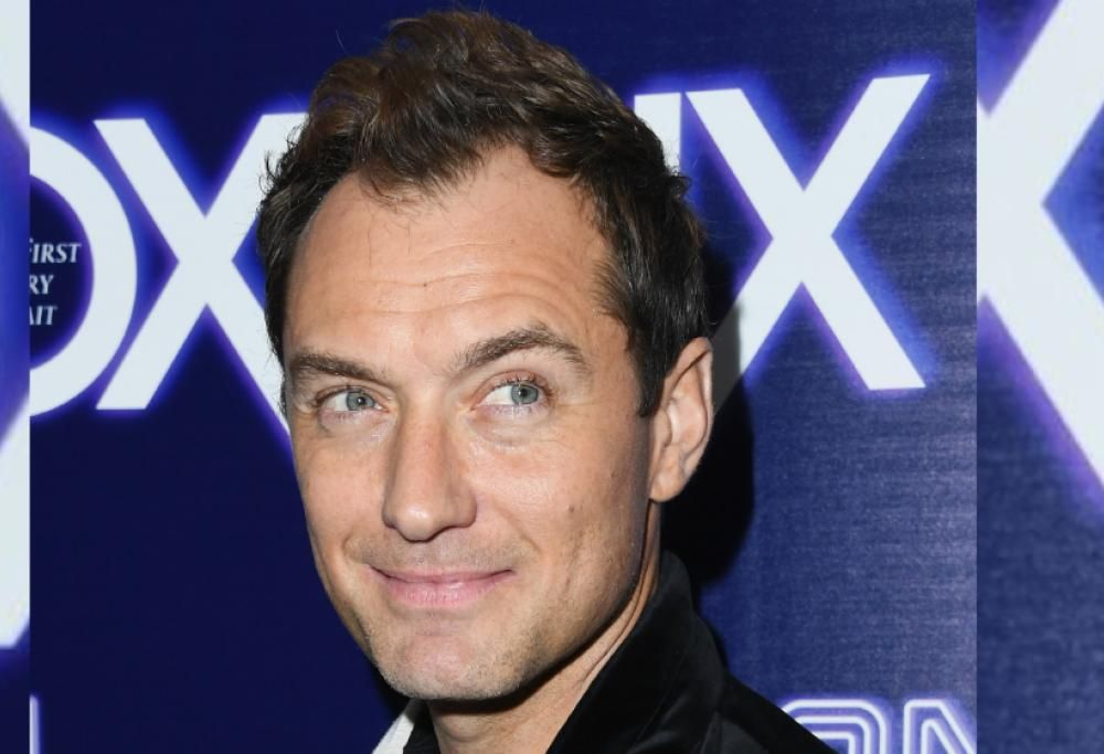 Jude Law e il figlio Rafferty sono due gocce d’acqua: il bellissimo video