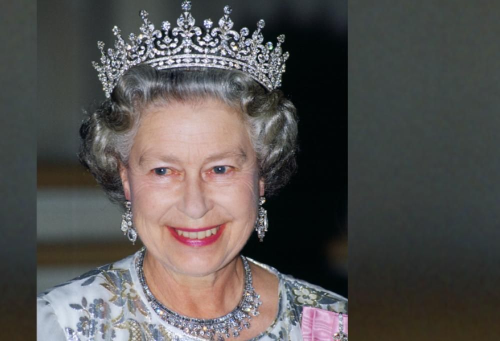 Regina Elisabetta: ecco a chi andranno i suoi gioielli