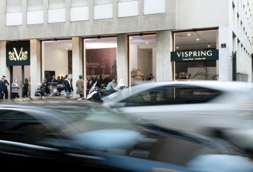 Il lusso nel sonno con VILLA – luxury beds e Vispring