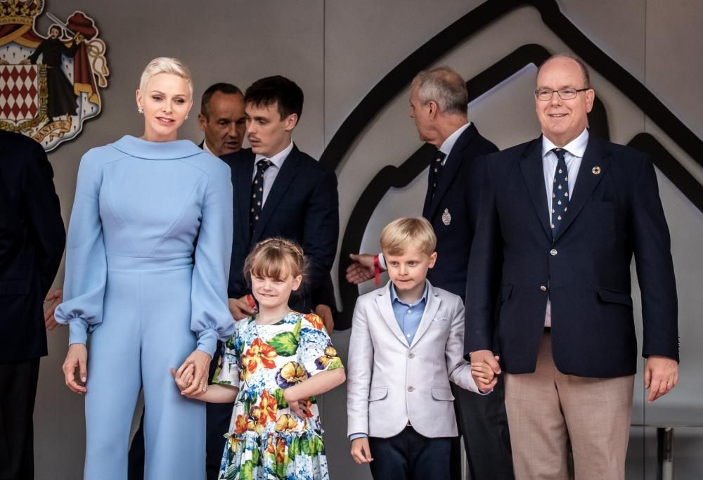 La Principessa Charlene felice per le medaglie dei suoi gemellini: le foto