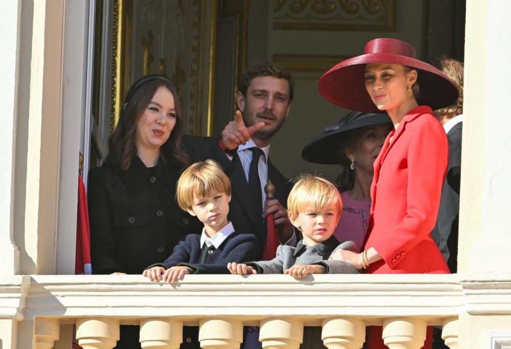 Festa Nazionale di Monaco: tutta l’eleganza della Principessa Charlene e di Beatrice Borromeo