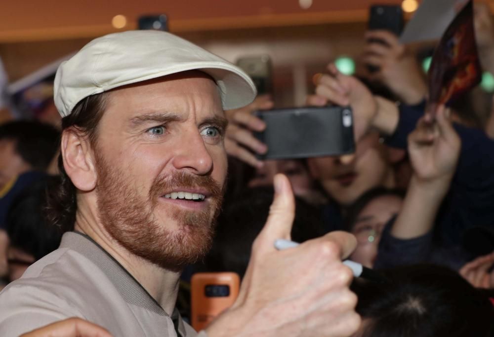 Michael Fassbender innamorato dell’Italia. E della pizza