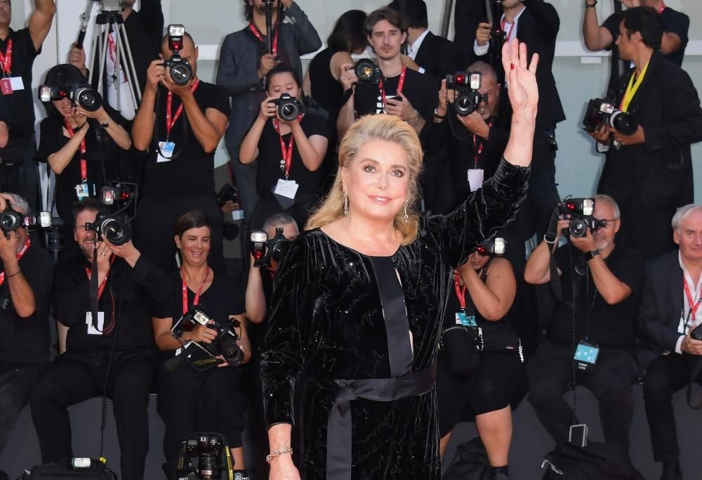 La musa del poster di Cannes 2023 è Catherine Deneuve