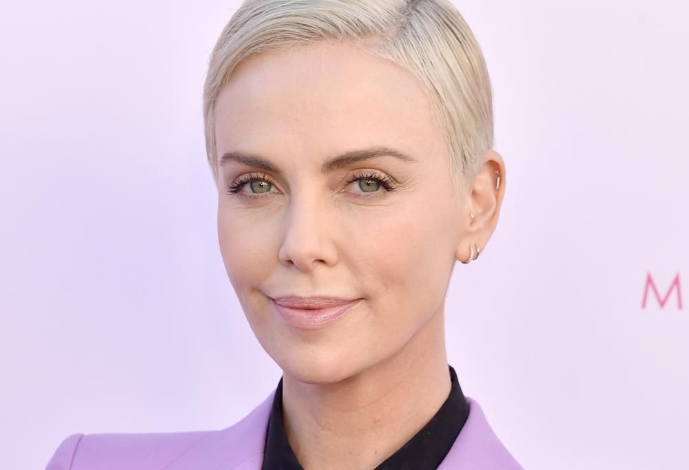 Charlize Theron: cuore, impegno e coraggio nella sua generosa donazione