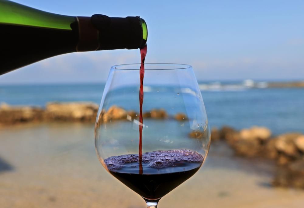 Vino e mare: le più belle cantine d’Italia a picco sulle acque