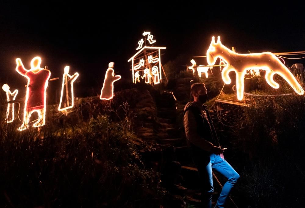 E’ in Italia il presepe luminoso più grande del mondo
