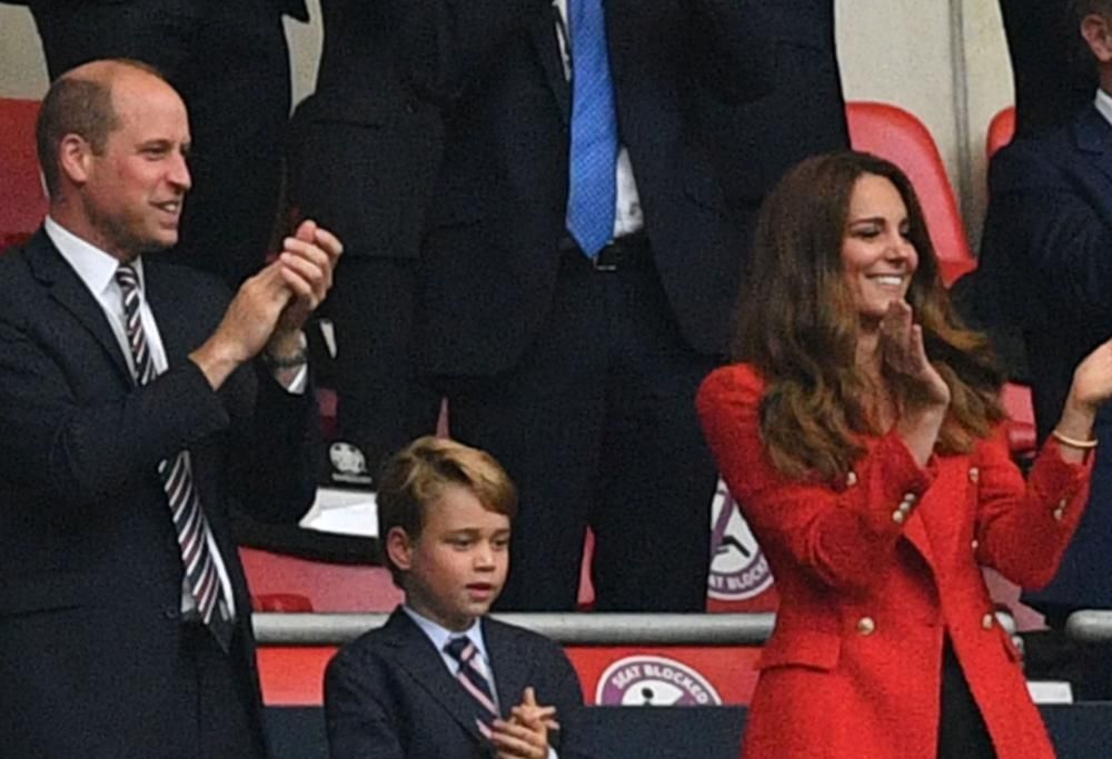 Baby George: i tifosi lo rivogliono in tribuna per Inghilterra-Italia