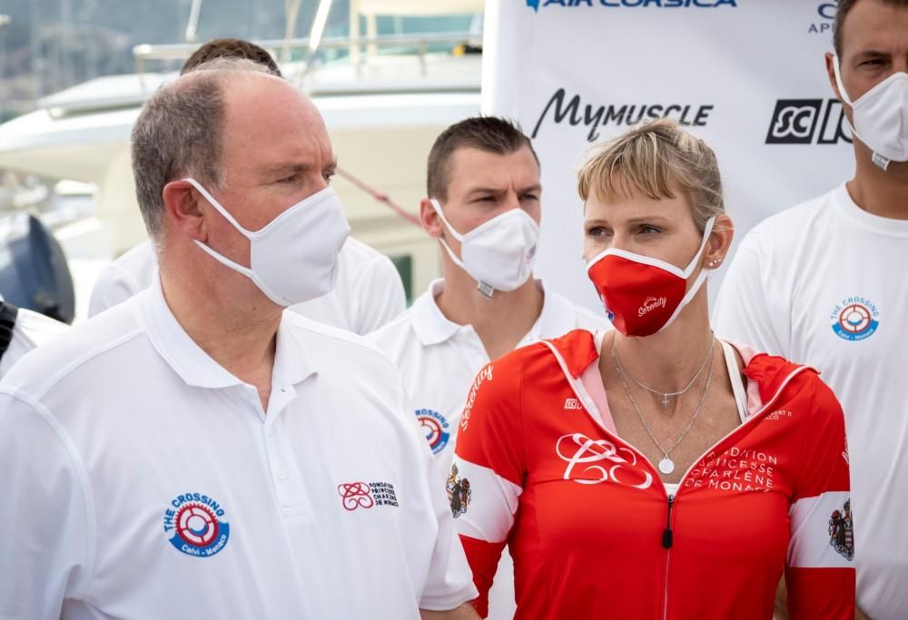 Il meraviglioso abbraccio tra la Principessa Charlene e il Principe Alberto