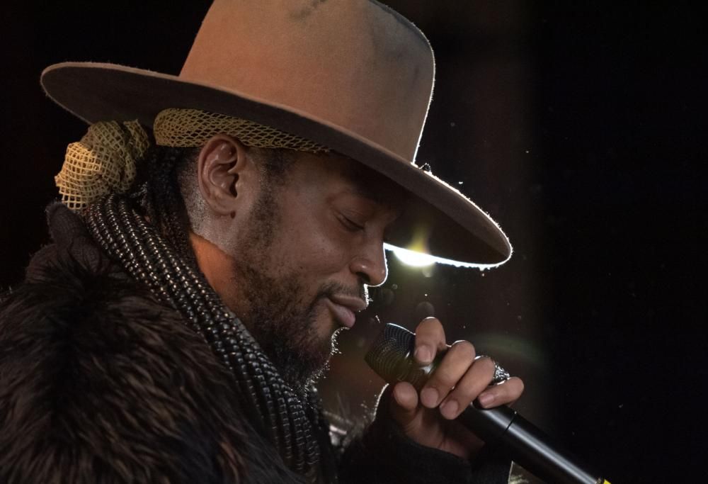 Beyoncé, Nile Rodgers, The Weeknd e tante celebrità piangono D’Angelo