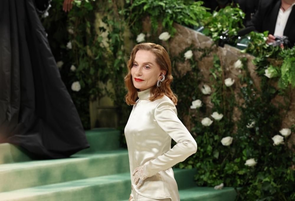 Isabelle Huppert presidente della giuria dell’81° Mostra del Cinema di Venezia