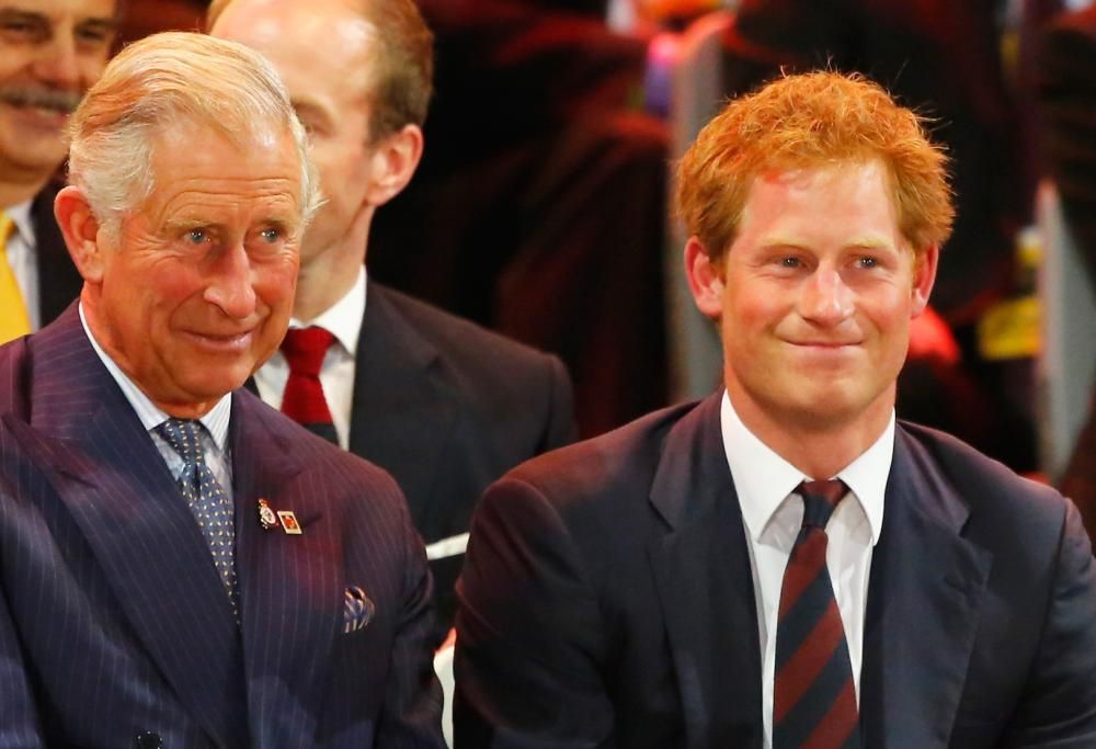 Il Principe Carlo vuole riconciliarsi con Harry e riunire la famiglia