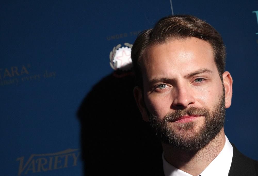 Alessandro Borghi più affascinante che mai