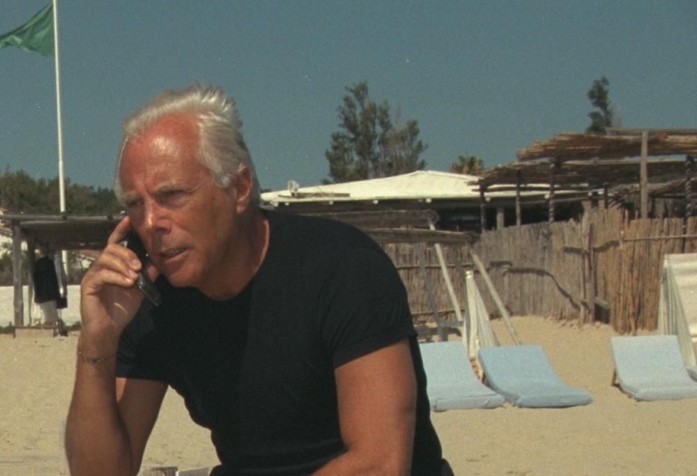 Puro lusso e design italiano: lo yacht disegnato da Giorgio Armani è di grande bellezza