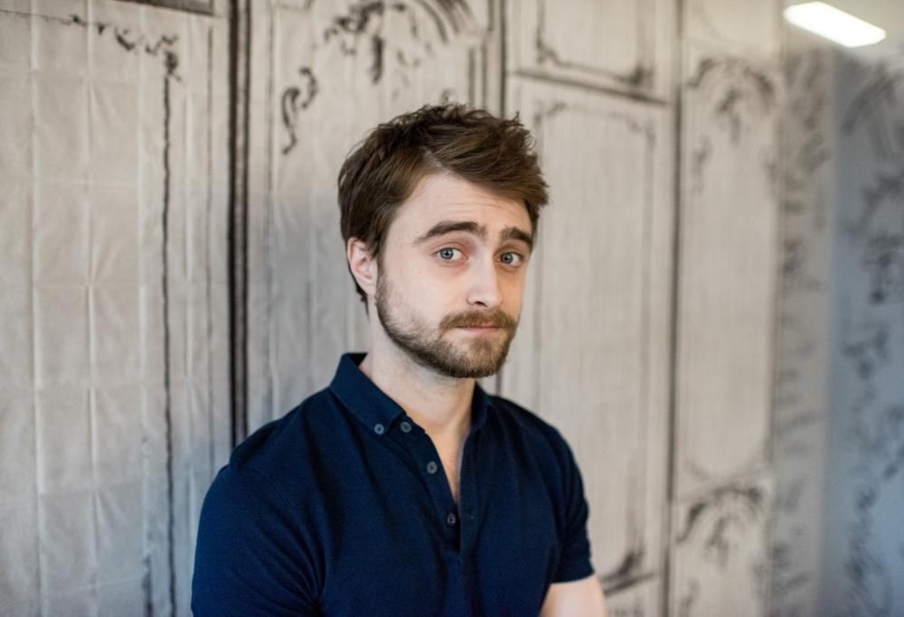 Daniel Radcliffe irriconoscibile nelle nuove foto di scena