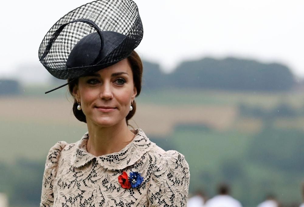 Kate Middleton scappa in lacrime da Buckingham Palace. Ecco cos’è successo