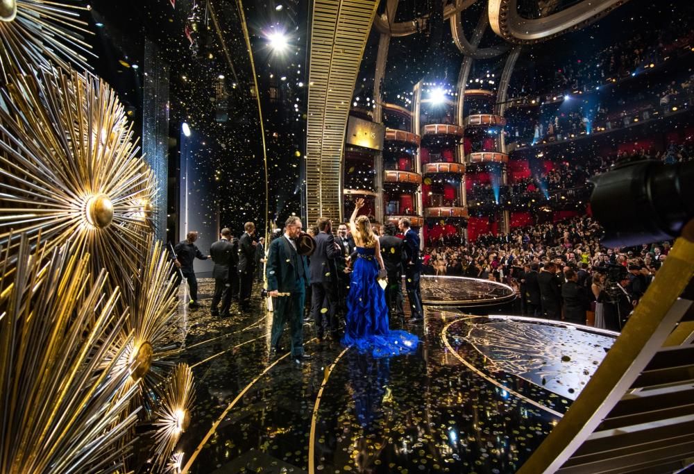 Gli Oscar 2021 saranno  in giro per il mondo