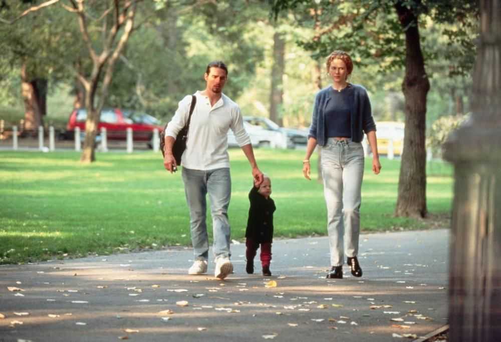 La figlia di Tom Cruise vende tutti i suoi abiti on line. E i fan mormorano