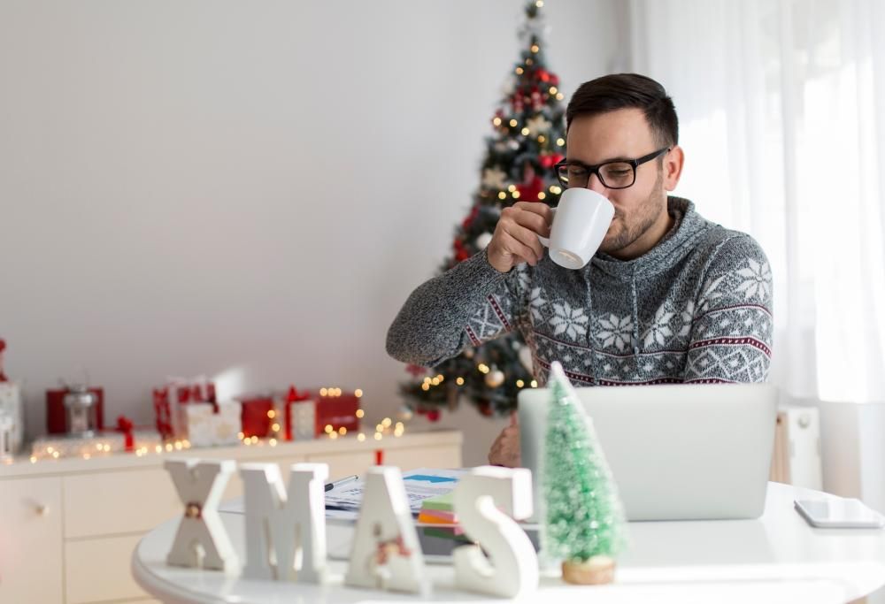 Lavoro durante le feste: ecco come organizzarsi