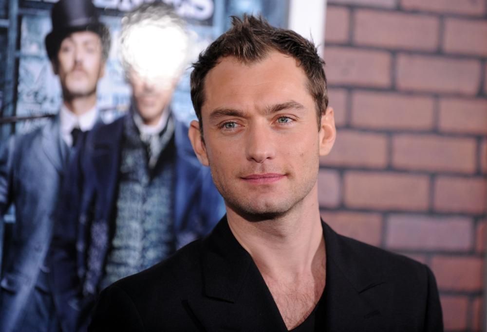 Jude Law, che ama essere padre, e tutti gli altri super papà amanti delle famiglie numerose