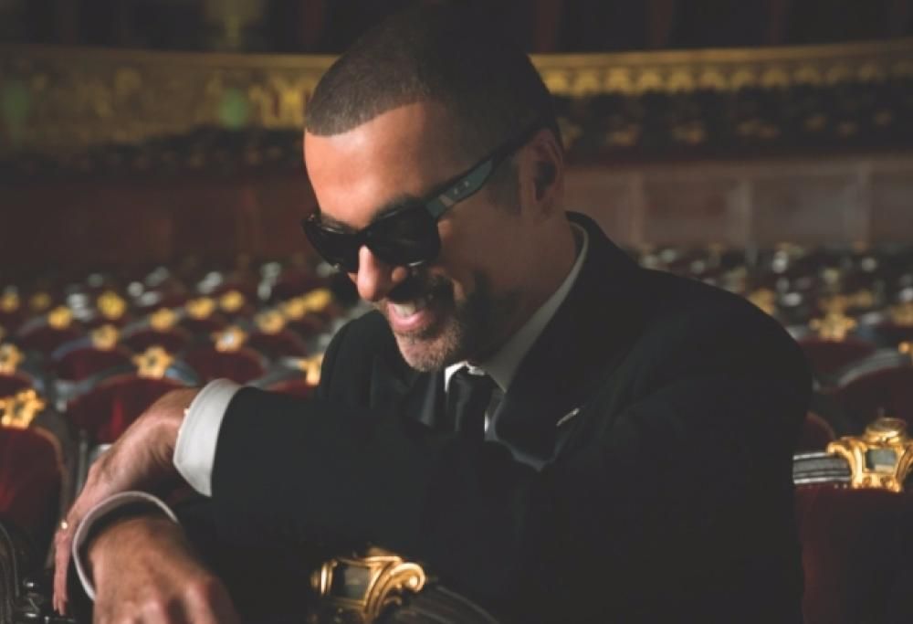 George Michael vuole tornare a suonare dal vivo