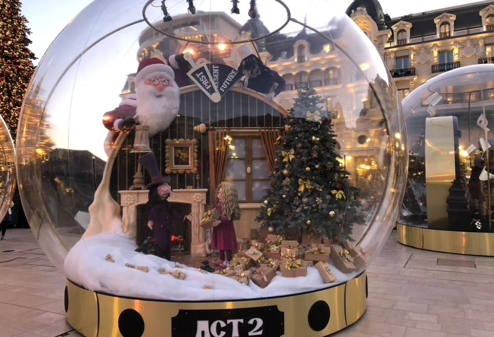 Villaggio di Natale e omaggio al Principe Ranieri III