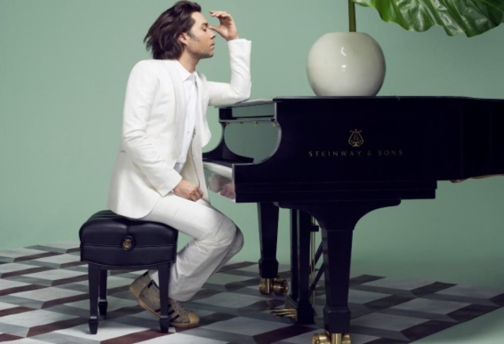 Rufus Wainwright critica Miley Cyrus