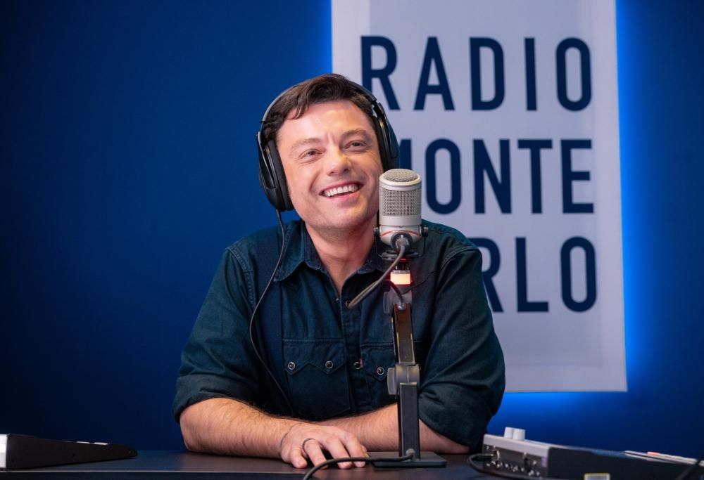 Tiziano Ferro ospite di Radio Monte Carlo: le foto più belle