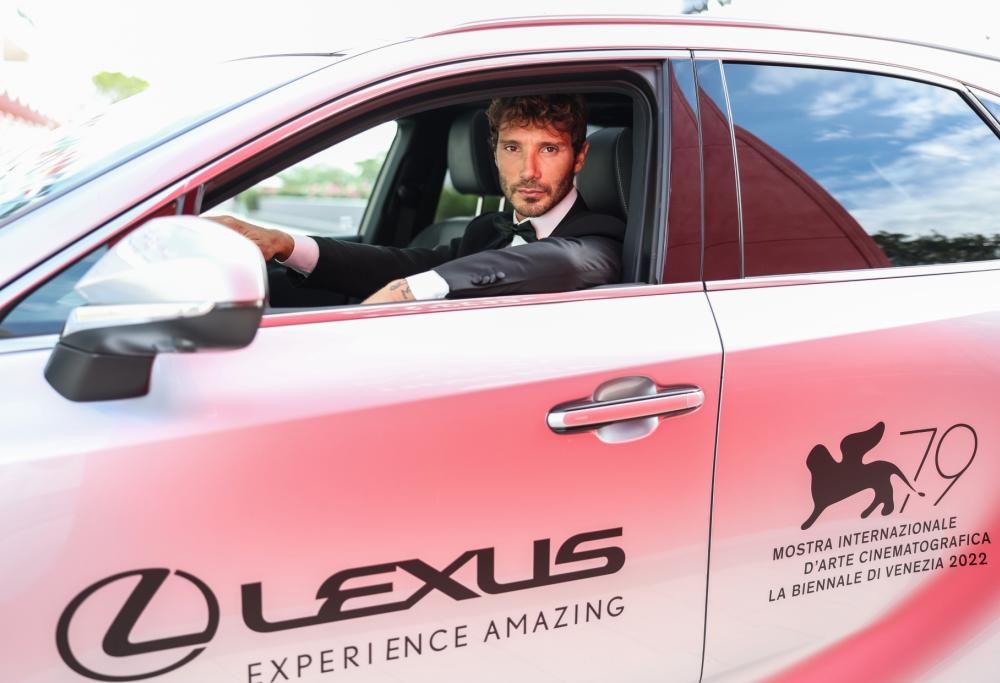 Stefano De Martino è il nuovo Lexus Ambassador