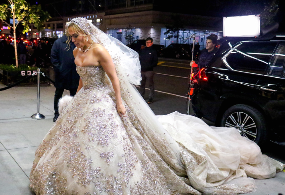 Jennifer Lopez si sposa: il video