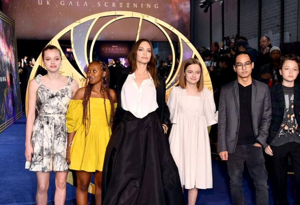 Brad Pitt e Angelina Jolie: i figli non desiderano affatto darsi al cinema