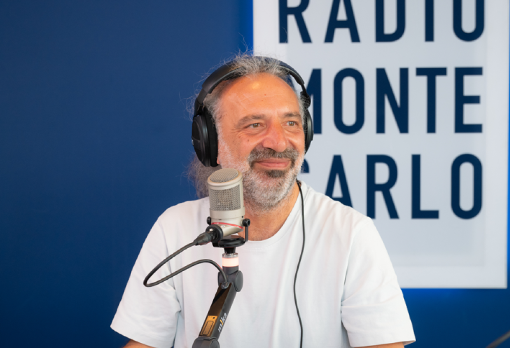 Stefano Bollani ospite di Radio Monte Carlo. Le foto più belle