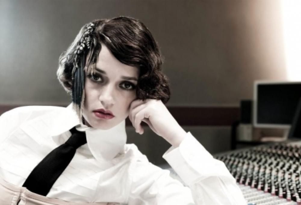 Carmen Consoli: «Le donne dovrebbero avere più diritti degli uomini»