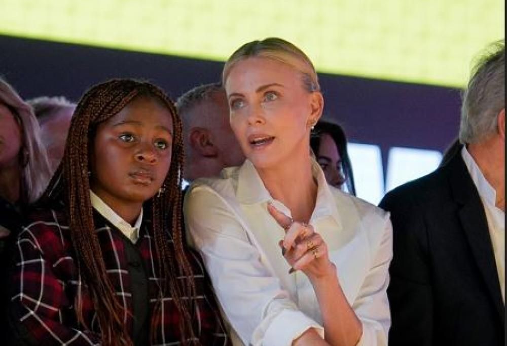 Charlize Theron: la rara foto della figlia
