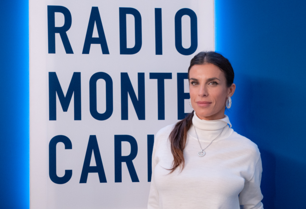 Elisabetta Canalis ospite di Radio Monte Carlo: le foto più belle