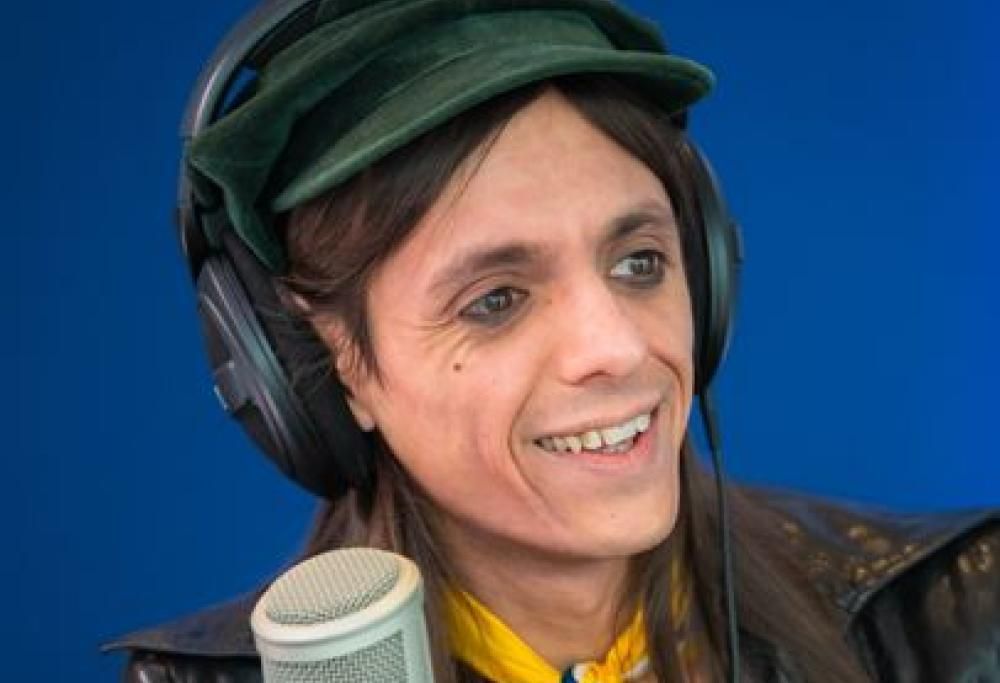 Lucio Corsi ospite di Radio Monte Carlo: le foto più belle