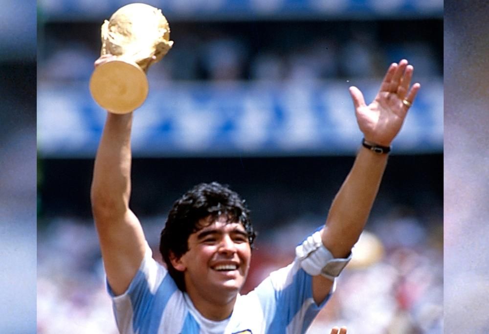 Maradona, addio: scompare una leggenda dello sport
