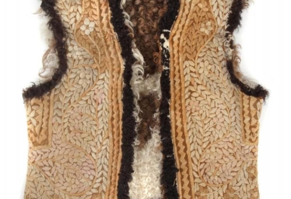 Cimeli rock all’asta a Beverly Hills: per il gilet di Jimi Hendrix si parte da $10.000