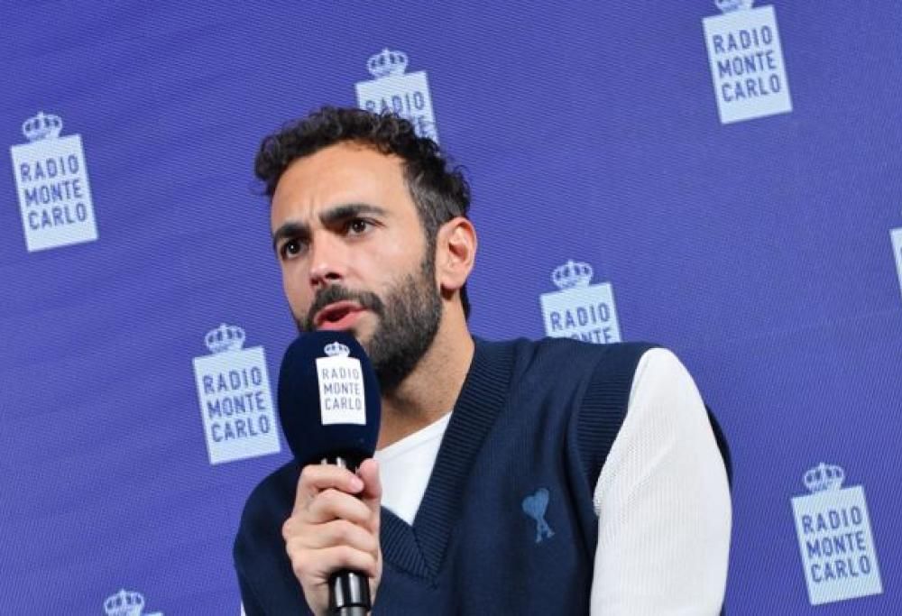 Marco Mengoni: che carica danno i maestri dell’orchestra